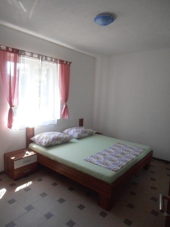 Apartment Afrika Макарска Номер фото